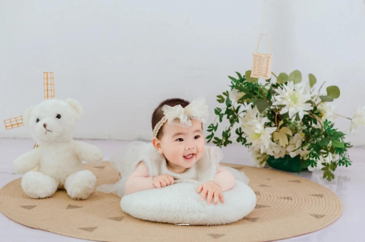 西双版纳宝宝舌尖红是什么原因